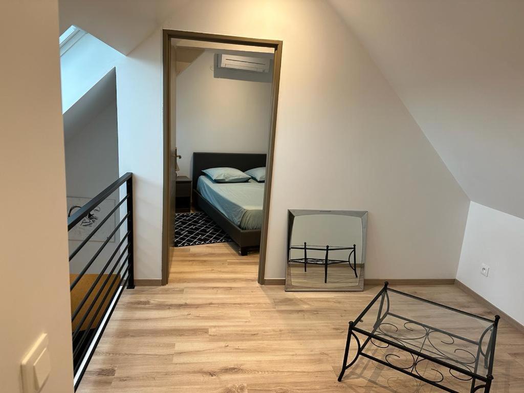 Spacious Flat Close To The Railway Station 特鲁瓦 客房 照片