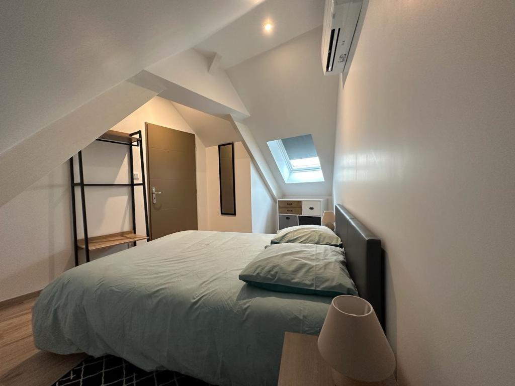 Spacious Flat Close To The Railway Station 特鲁瓦 客房 照片