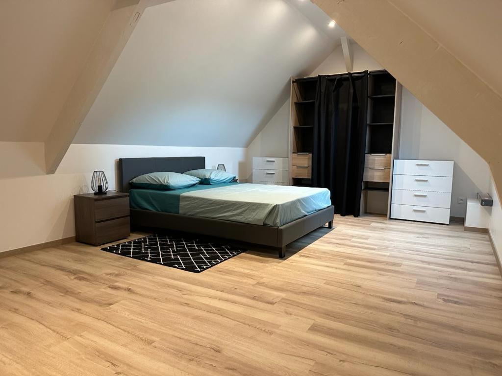 Spacious Flat Close To The Railway Station 特鲁瓦 客房 照片