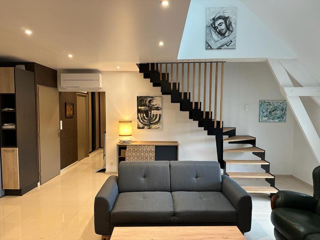 Spacious Flat Close To The Railway Station 特鲁瓦 客房 照片